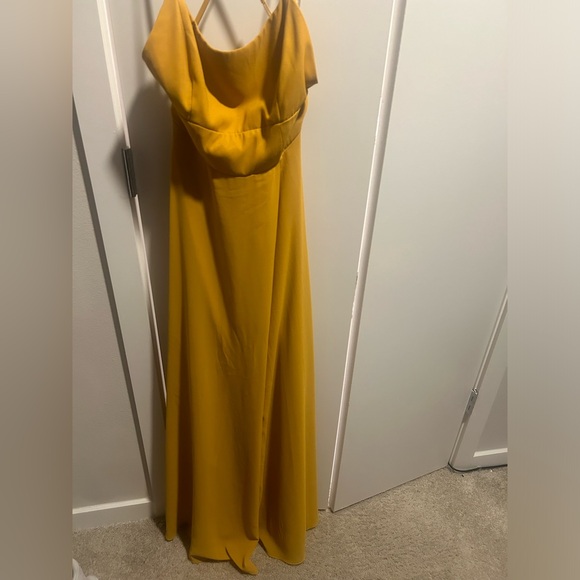 Yellow Dress - Picture 2 of 4